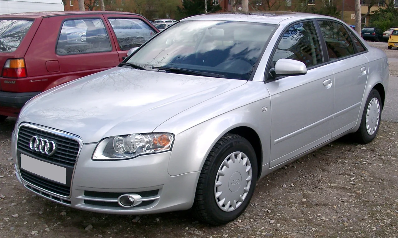 Audi A4 saloon (B7)