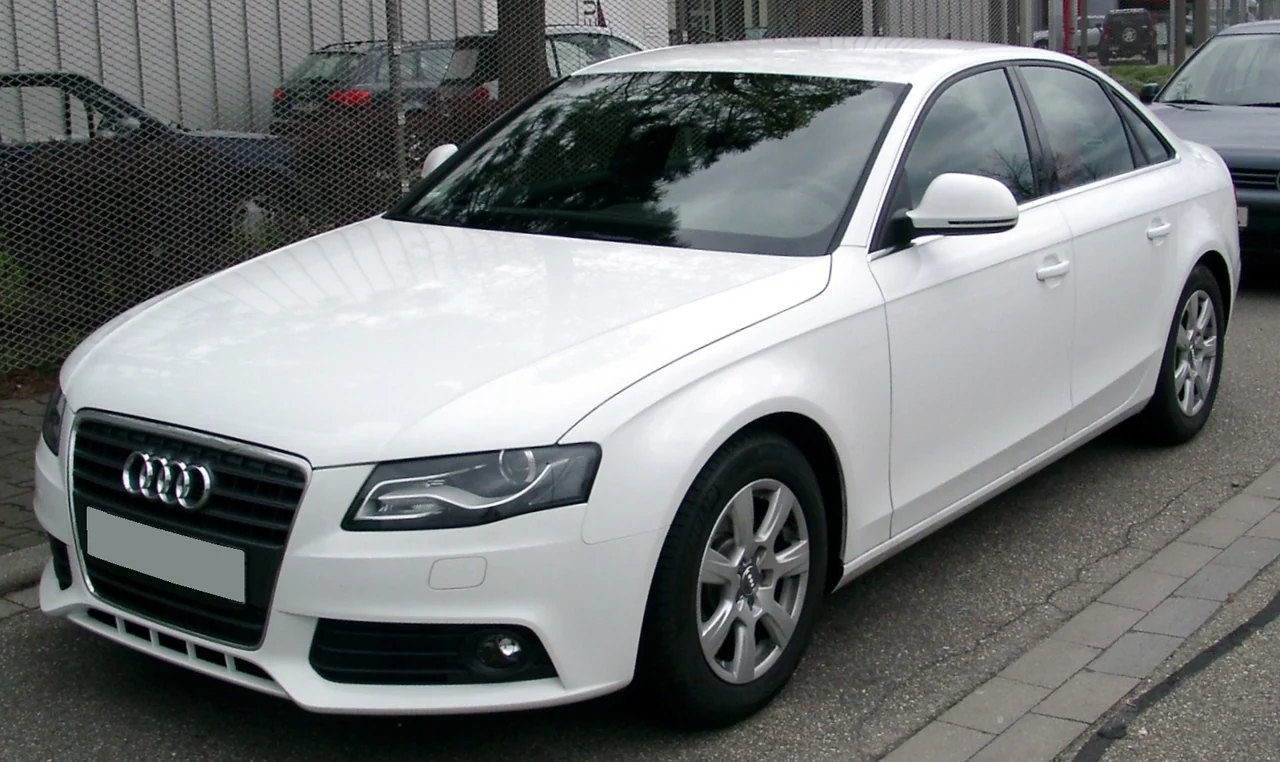 Audi A4 saloon (B8)