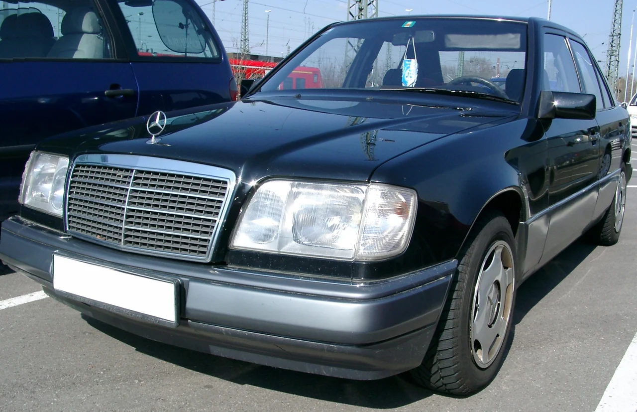 Mercedes-Benz W124 saloon
